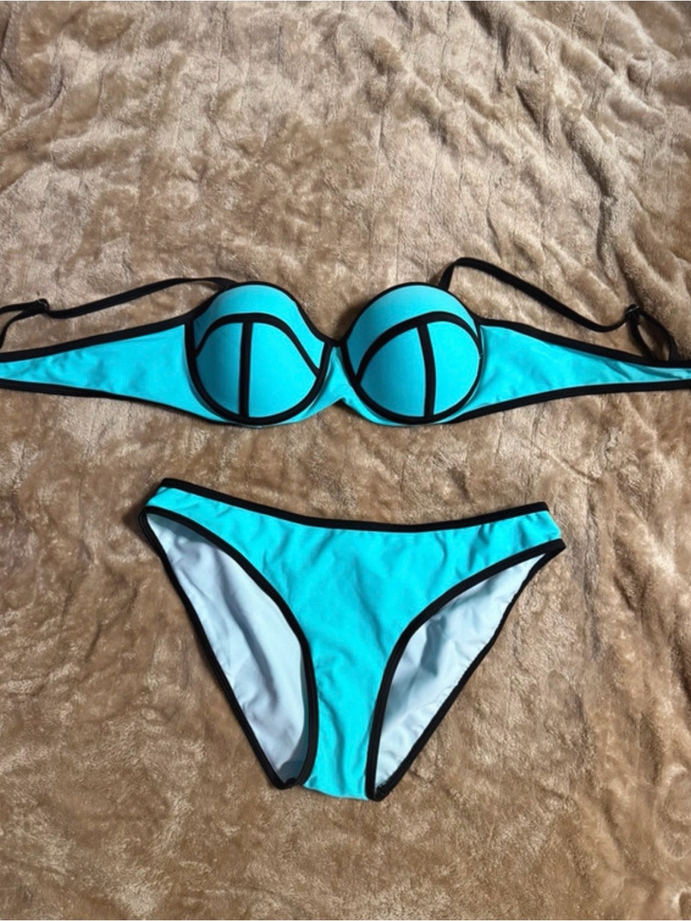 Turquoise Contrast-Trim Bikini Set with Black Piping